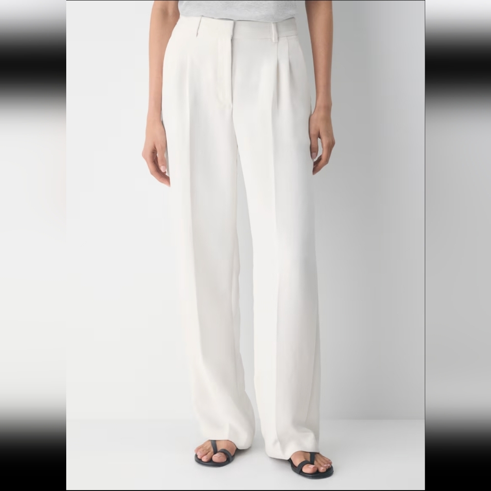 Aritzia Cream Wide-Leg High-Rise Trousers; The Effortless
